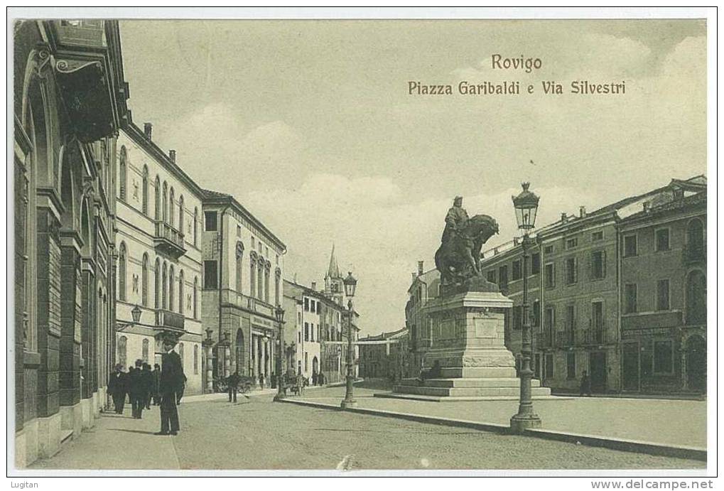 Cartolina - VENETO - ROVIGO - PIAZZA GARIBALDI E VIA SILVESTRI - PANORAMA - ANIMATA - Rovigo