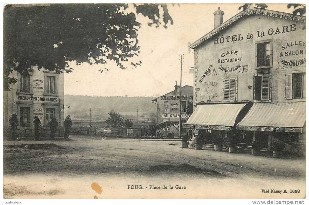 54 FOUG PLACE DE LA GARE - Foug