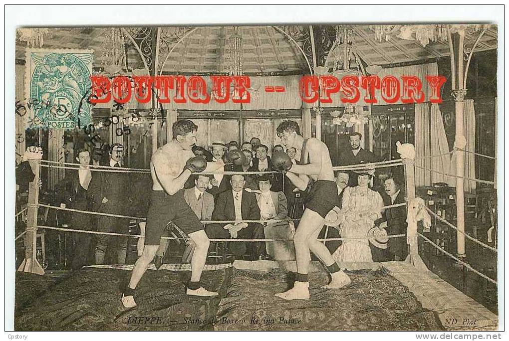 BOXEURS - BOXE - Séance De Boxe Au Régina Palace De Dieppe - Combat - RARE - Dos Scané - Boxe