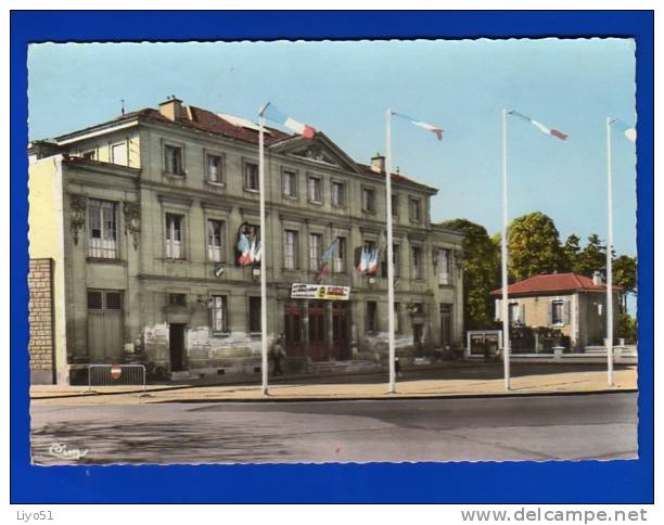 Romainville  1975  Seine Saint Denis       La Mairie     Gde Dentelée : Couleurs - Bon état - - Romainville