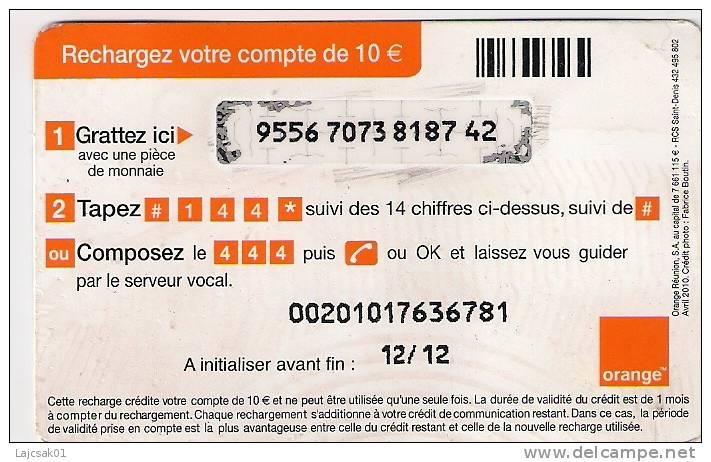 ORANGE RÉUNION 10 Euro Recharge DOMINO Rechargez Votre Compte 10 Euro Used - Réunion