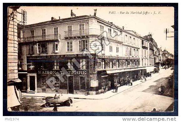 PAU - CPA .Rue Maréchal Joffre  BAZAR TERRÉ - Lot 1129 - Pau