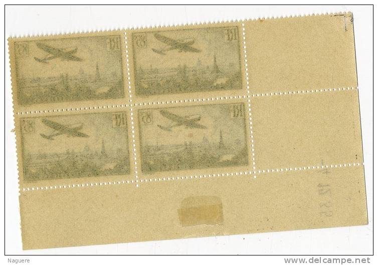 POSTE AERIENNE   Y & T N° 8    -  COINS DATES   4 12 35   -    TRACE DE CHARNIERE DANS LA MARGE - 1930-1939