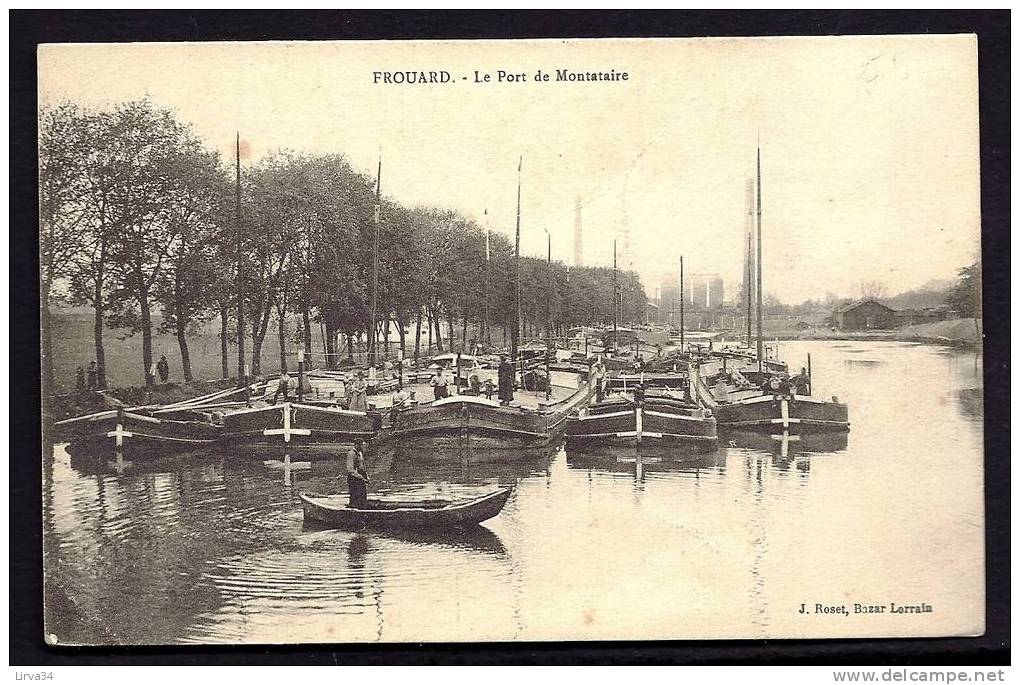 CPA  ANCIENNE- FRANCE- FROUARD (54)- LE PORT DE MONTATAIRE - NOMBREUSES PENICHES EN GROS PLAN AVEC ANIMATION- - Frouard