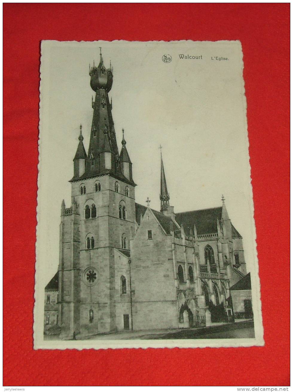 Walcourt  -  L´Eglise    -   ( 2 Scans)) - Walcourt