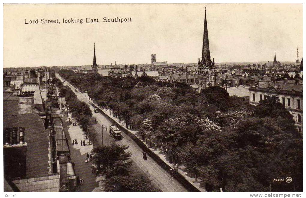 Lord Street - Looking East  -  Southport - Southport