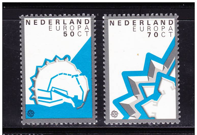 NETHERLANDS  1982 , EUROPA  CEPT , Historical Events , Y&T  1189/90 , Cv  2 .00  E ( Cat  2004 ), ** M N H , V V F - Altri & Non Classificati