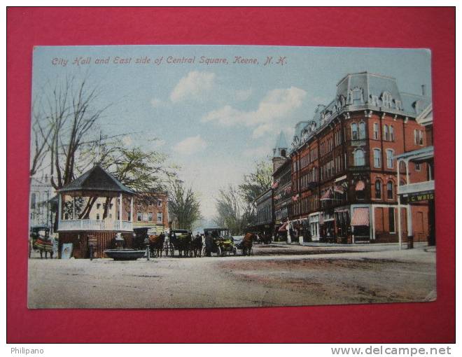 Keene NH City Hall East Side Of Central Square   Circa 1907 ---------(Ref  114} - Autres & Non Classés