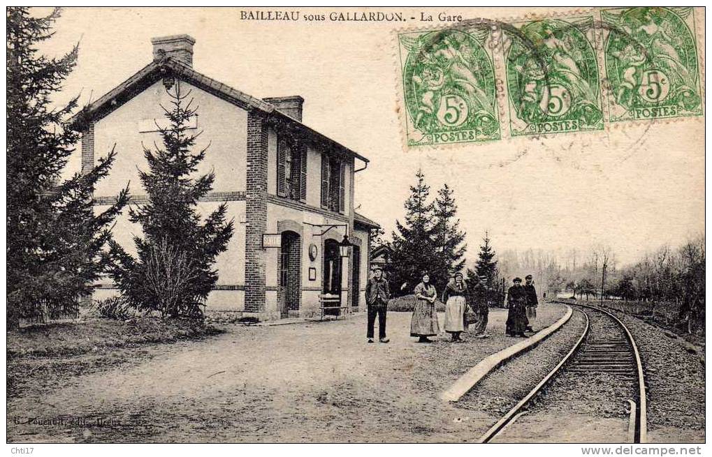 BAILLEAU SOUS GALLARDON  LA  GARE  CIRC 1905  EDIT POUCAULT /    /   9X14 - Autres & Non Classés