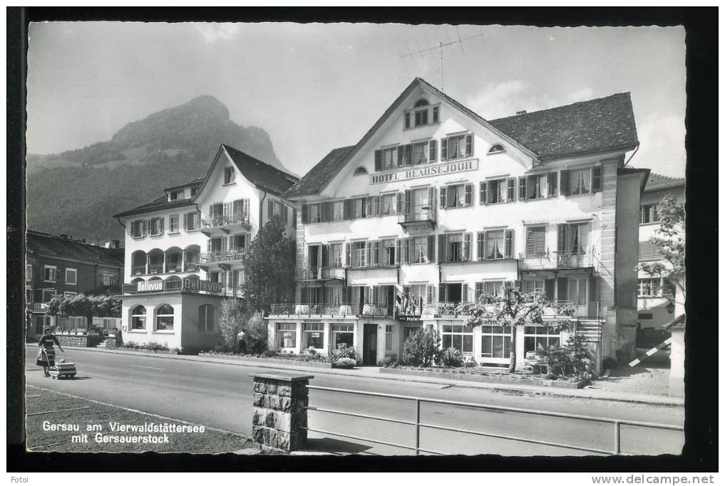 REAL PHOTO POSTCARD HOTEL BEAUSEJOUR BELLVUE GERSAU SUISSE  CARTE POSTALE - Gersau