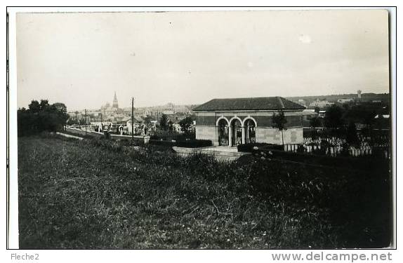 COMBLES Carte Photo Entree Cimetiere - Combles