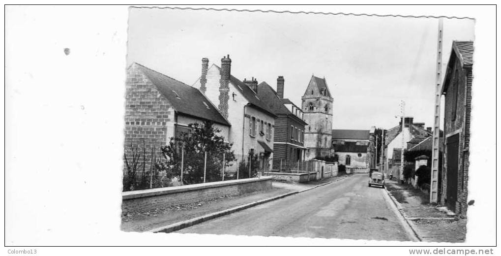 61 CPSM  CARTE PHOTO TRUN RUE DE LA HARDOUELLE 1962 - Trun