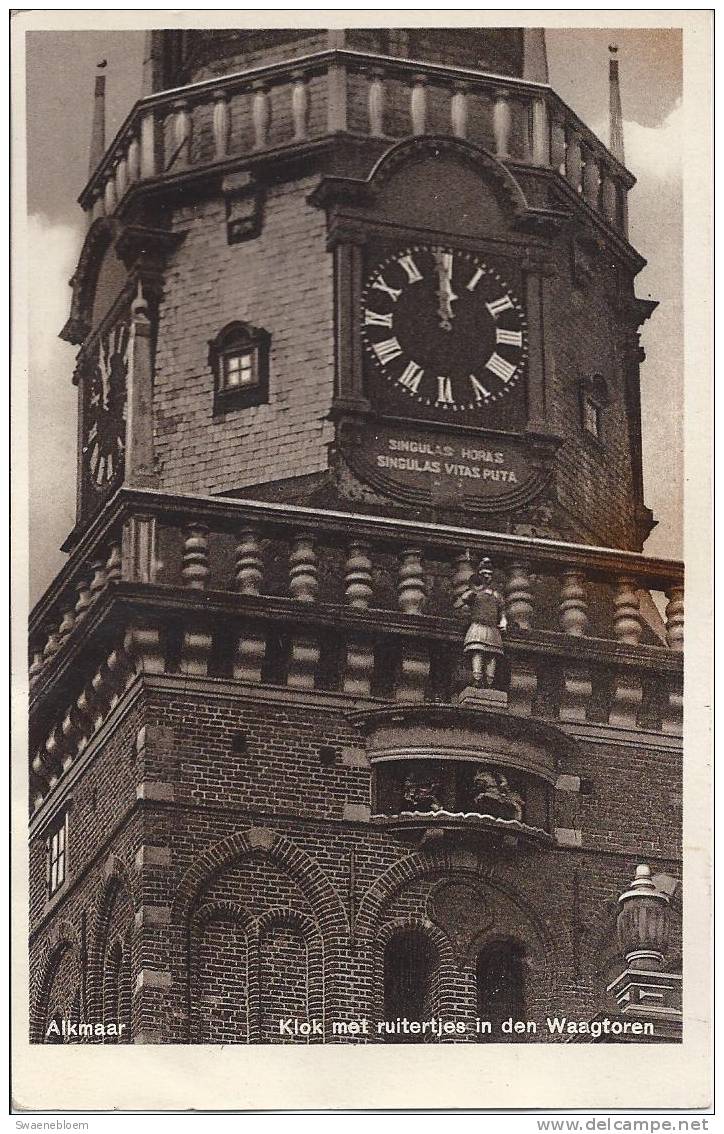 NL.- Alkmaar, Klok Met Ruitertjes In Den Waagtoren - Foto  1937-  Pays-Bas. - Alkmaar