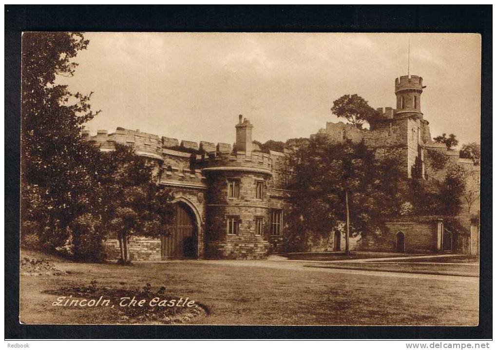 RB 666 -  Frith Postcard The Castle Lincoln Lincolnshire - Autres & Non Classés