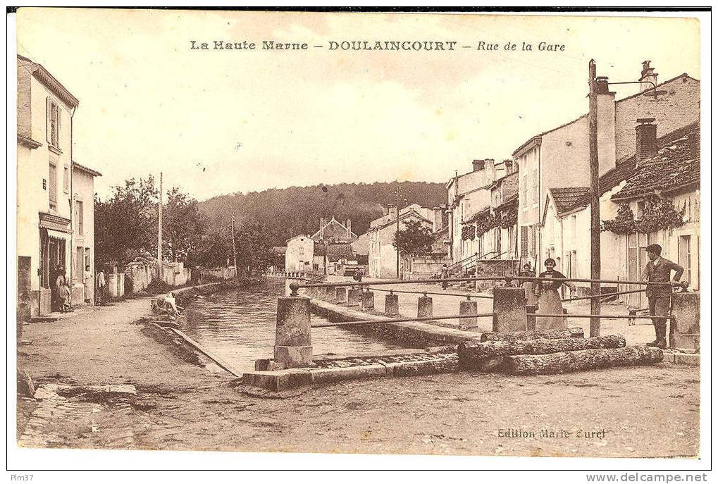 DOULAINCOURT - Rue De La Gare - Doulaincourt