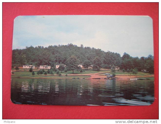 Early Chrome---  Hiawassee Ga Thurman & Caldwell Fishing & Tourist Village -------(ref 122) - Albany