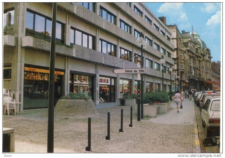 Namur - Hôtel De Ville - Rue De Fer - Namur