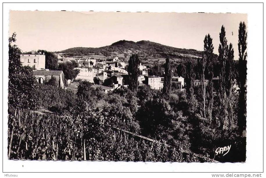 63 VIC LE COMTE  - CPSM Panoramasur Le Puy Des Chaumes - Autres & Non Classés