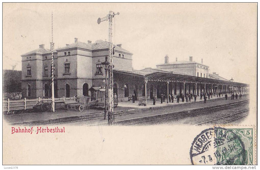 BAHNHOF HERBESTHAL  / CARTE ALLEMANDE 1912 / AU DOS BELLE VIGNETTE A IDENTIFIER - Autres & Non Classés