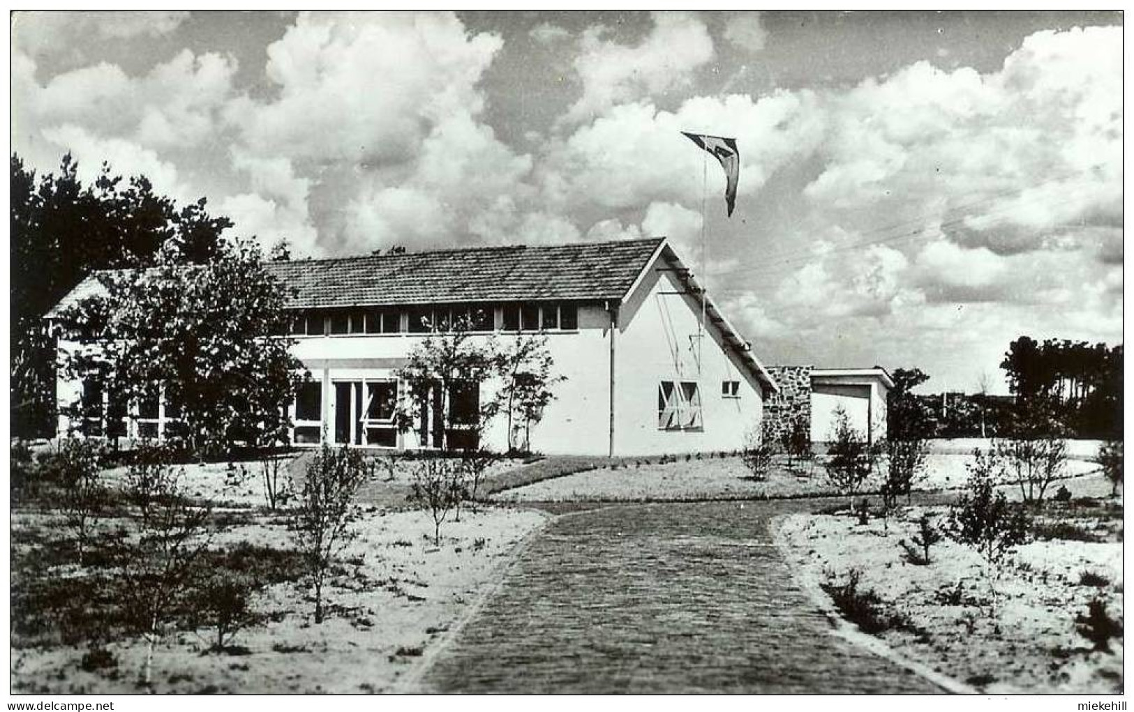 NIJLEN-JEUGDHERBERG 't PANNENHUIS - Nijlen