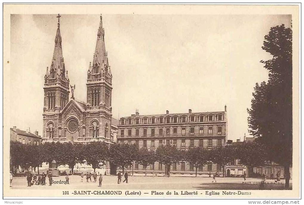 CPA 42 - Saint Chamond - Place De La Liberté - Eglise Notre Dame - Saint Chamond