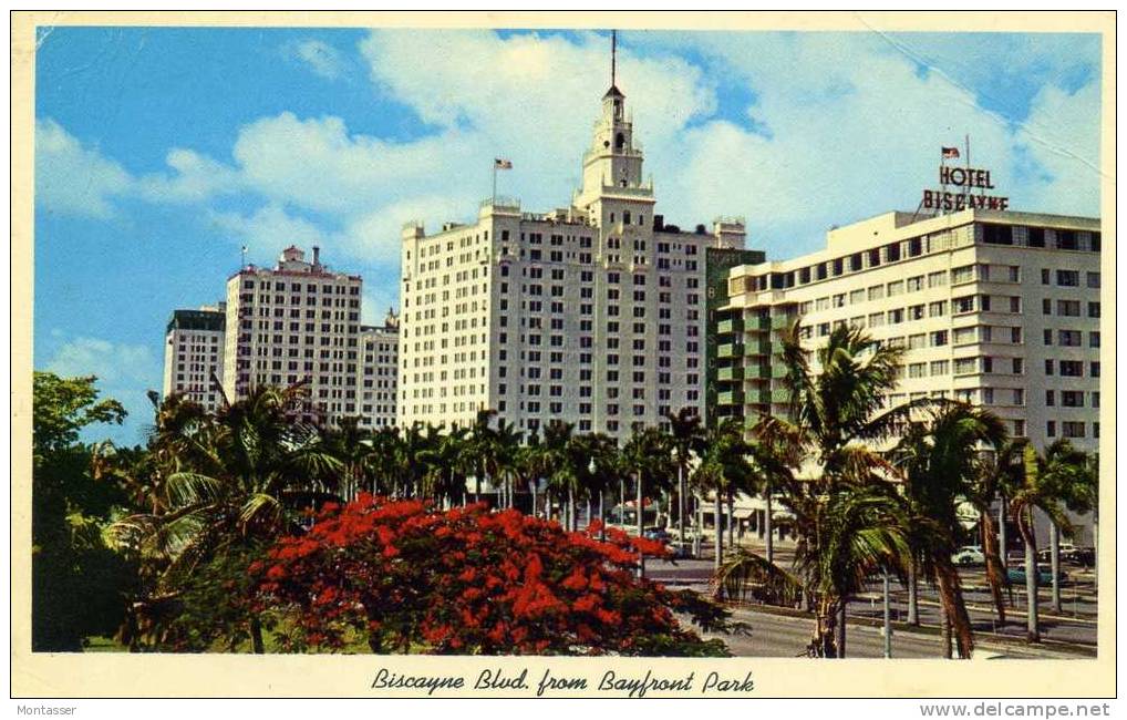 MIAMI. Biscayne Blvd. From Bayfront Park. Posted For GORIZIA (Italy) In 1964. - Miami