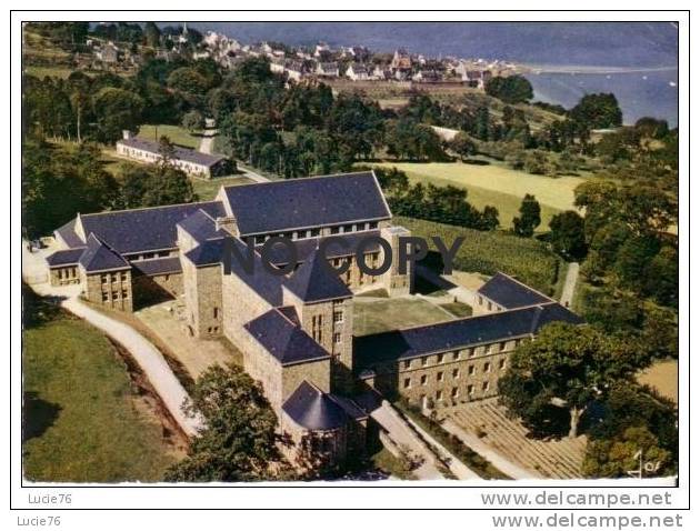 LANDEVENNEC - Vue Générale De L´Abbaye Et Du Bourg - Landévennec