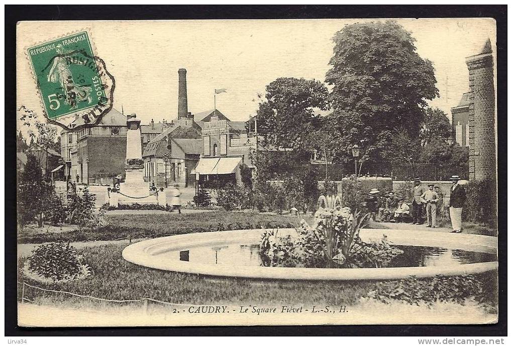 CPA  ANCIENNE- FRANCE- CAUDRY (59)- LE SQUARE FIEVET EN GROS PLAN- BELLE ANIMATION- CHEMINÉ D´USINE- MONUMENT- - Caudry