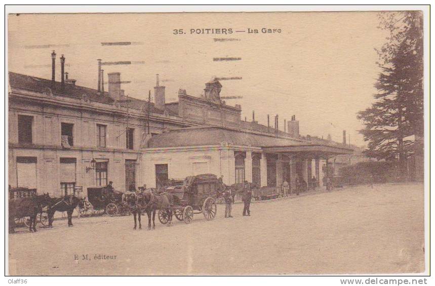 CPA VIENNE 86     POITIERS     La Gare N°35 - Poitiers