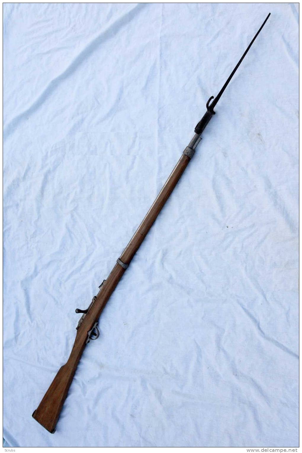 Fusil D'Instruction En Bois + Baïo GARRIGUES Vers 1870 - Armes Neutralisées
