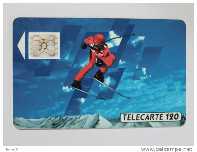 Télécarte SKIEUR 1 - 120 U - Sc4 Ab Trou De 6 - Tirage 17.500 Ex (réf : F 133) Cote 35 € - 1990