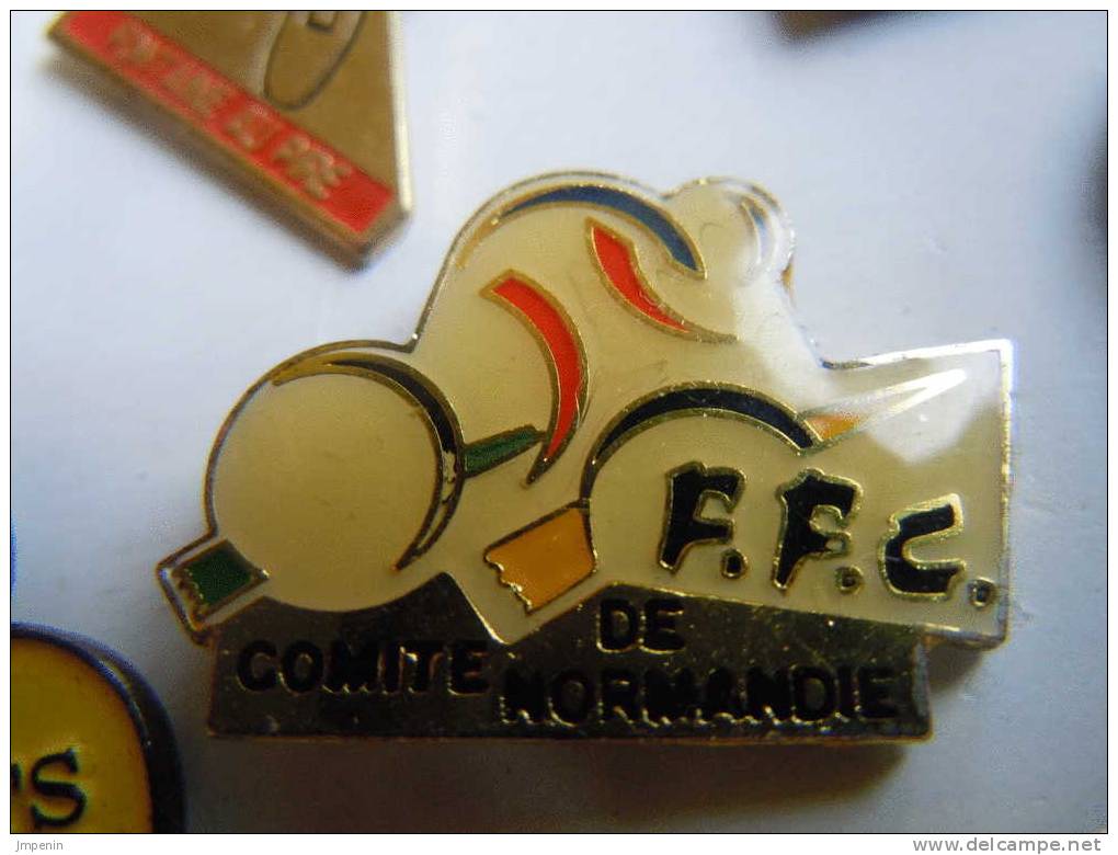 Pin's Vélo Ffc Comité De Normandie - Wielrennen