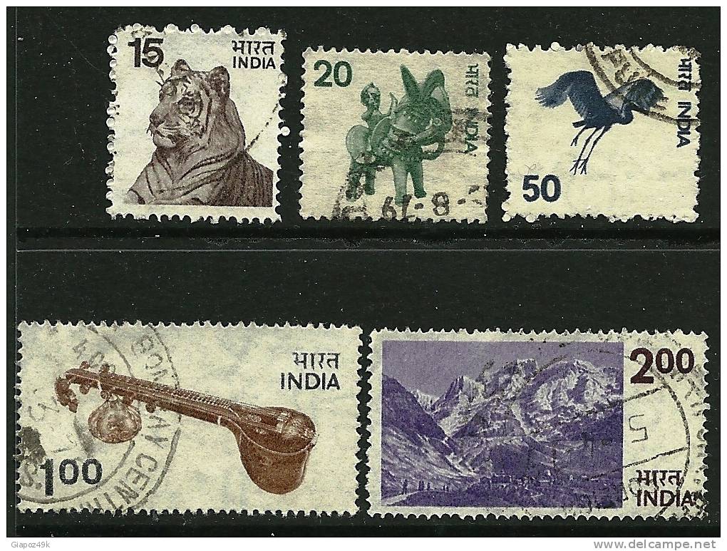 ● INDIA - 1975 - - N. 444 / 48 Usati , Serie Completa - Cat. ? €  - Lotto 192 - Gebraucht