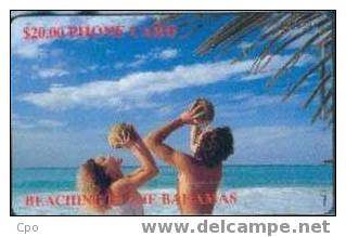 # BAHAMAS 3 Beaching In The Bahamas $20 Gem   Tres Bon Etat - Bahamas