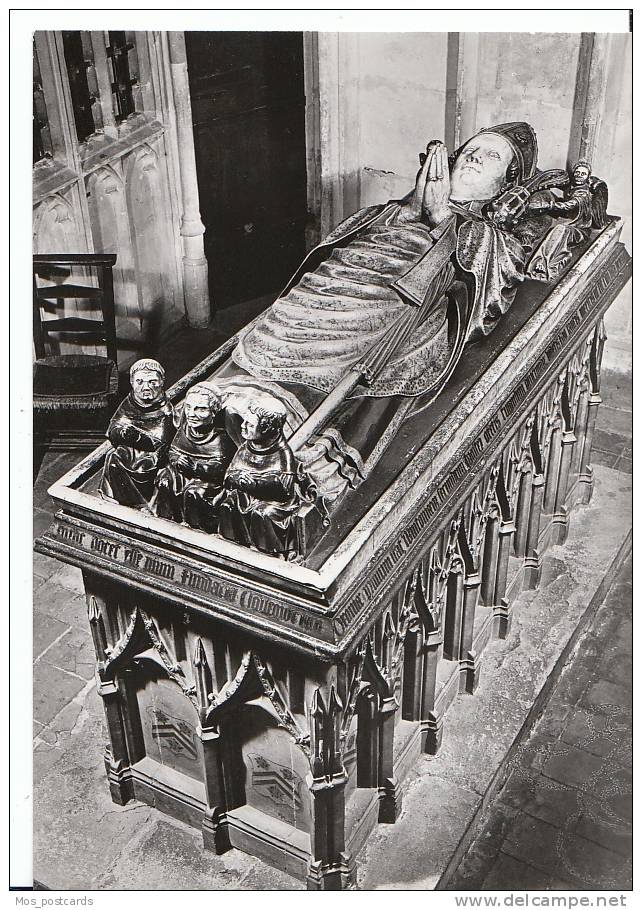 Hampshire - Winchester Cathedral - William Of Wykeham - Real Photograph  DD881 - Winchester