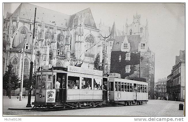 Cliché  Tramway Ligne St Joseph,Cathédrale Pub Mir,Murat - Nantes