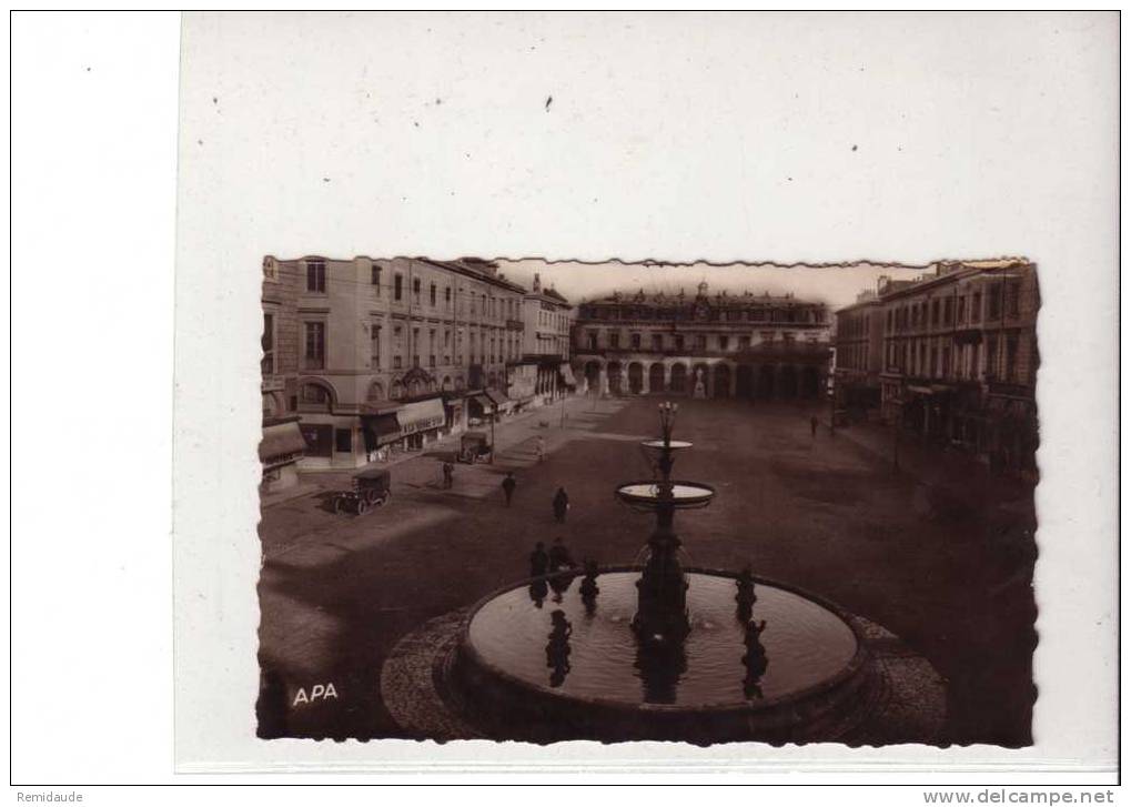 CHAINES BRISEES + DULAC - 1946 - Yvert N°670+690x2 Sur CARTE POSTALE De CASTRES (TARN) - 1944-45 Marianne Van Dulac