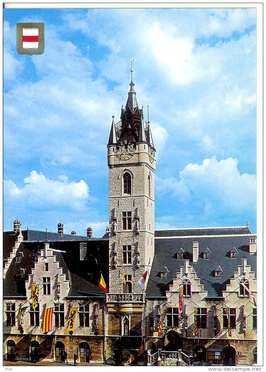 DENDERMONDE - Stadhuis - Oude Lakenhalle Met Belfort - Dendermonde