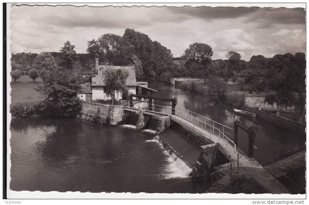 CPSM NOGENT LE ROI VANNAGE DE LA CHUTE DE L EURE AU MOULIN DU ROI EURE ET LOIR 28 MOULIN A EAU - Watermolens