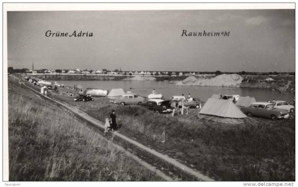 Grüne Adria In Raunheim Am Main Mit Scharfen Oldtimern, 1955 - Andere & Zonder Classificatie