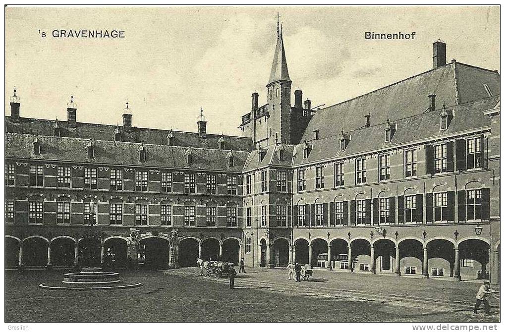 S´GRAVENHAGE- BINNENHOF - Den Haag ('s-Gravenhage)