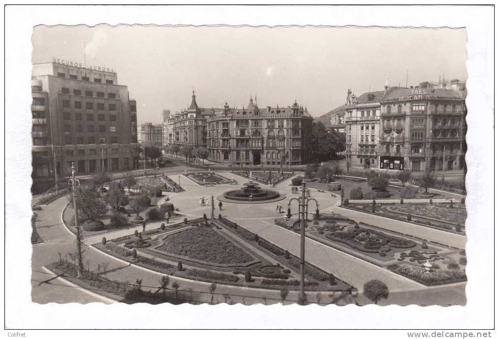 Vizcaya      Bilbao      Plaza De Fédérico Moyua - Vizcaya (Bilbao)