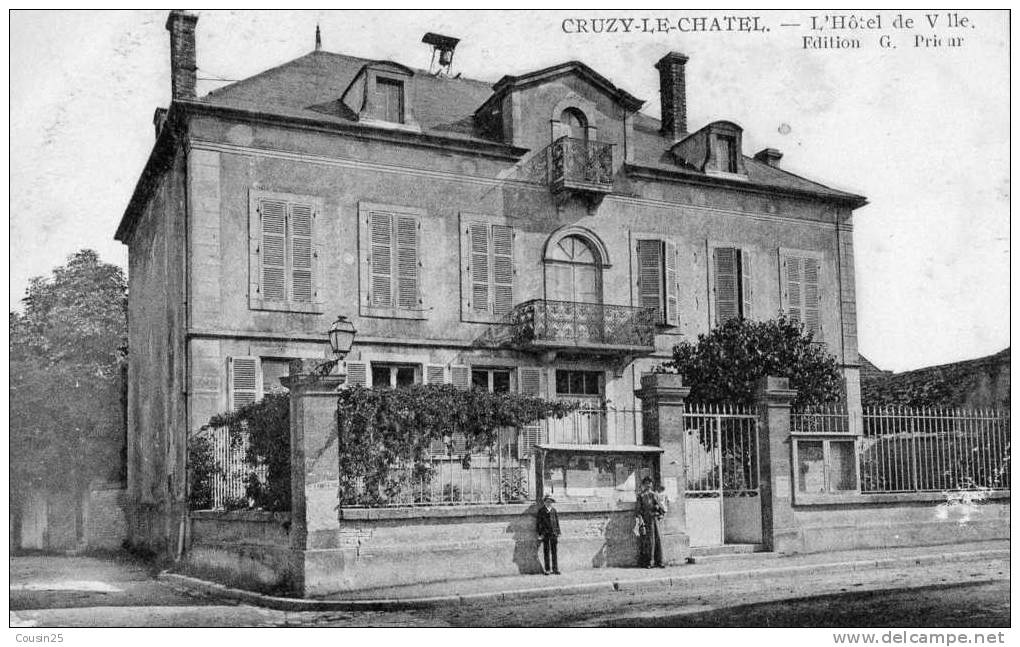 89 CRUZY LE CHATEL - L'Hôtel De Ville - Cruzy Le Chatel