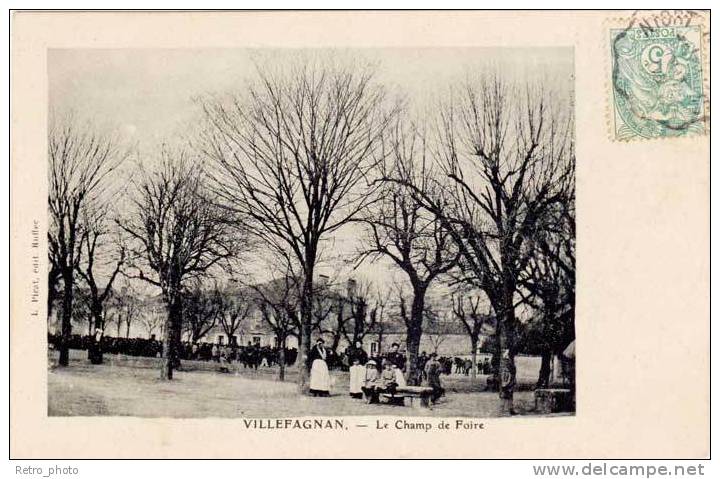 Villefagnan - Le Champ De Foire - Villefagnan