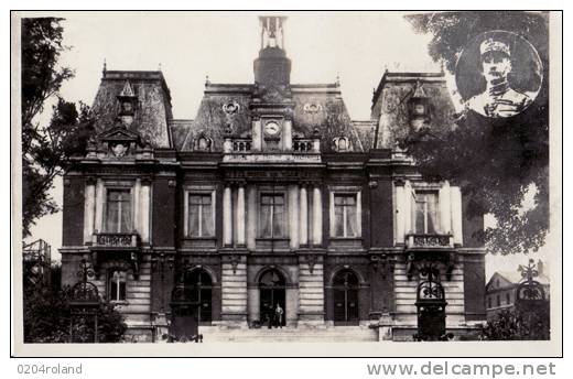 Doullens - L'Hôtel De Ville  :  Achat Immédiat - Doullens