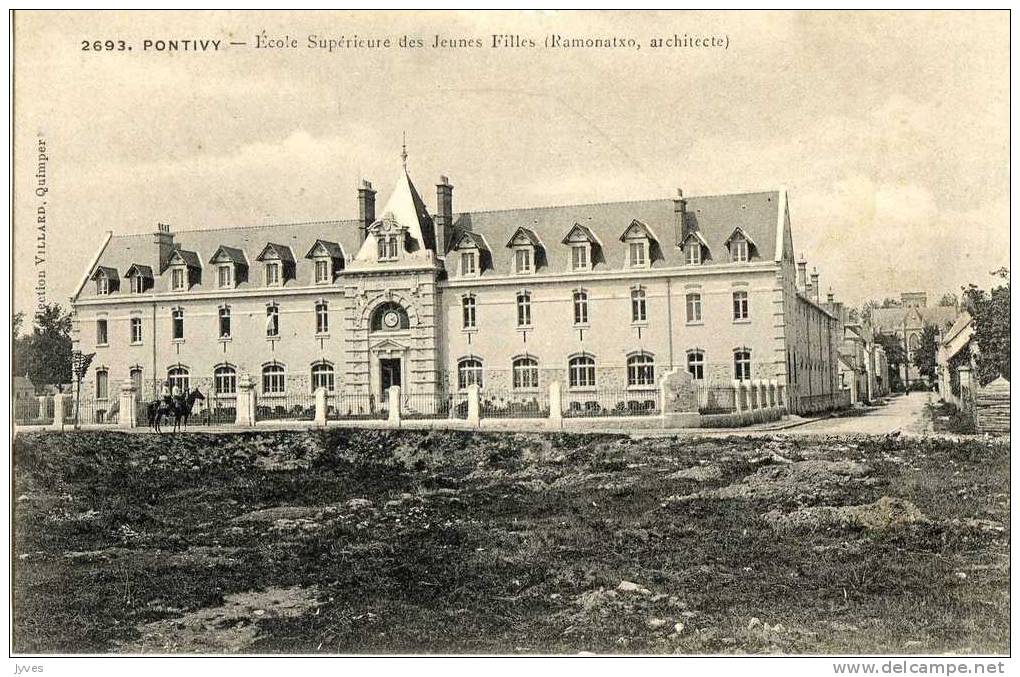 Pontivy - Ecole Superieure Des Jeunes Filles - Pontivy