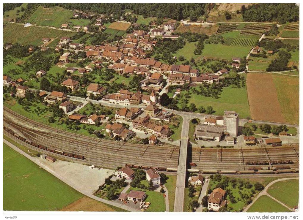 SUISSE NEUCHATEL Vue Aérienne De Cornaux Cp Couleur - Cornaux