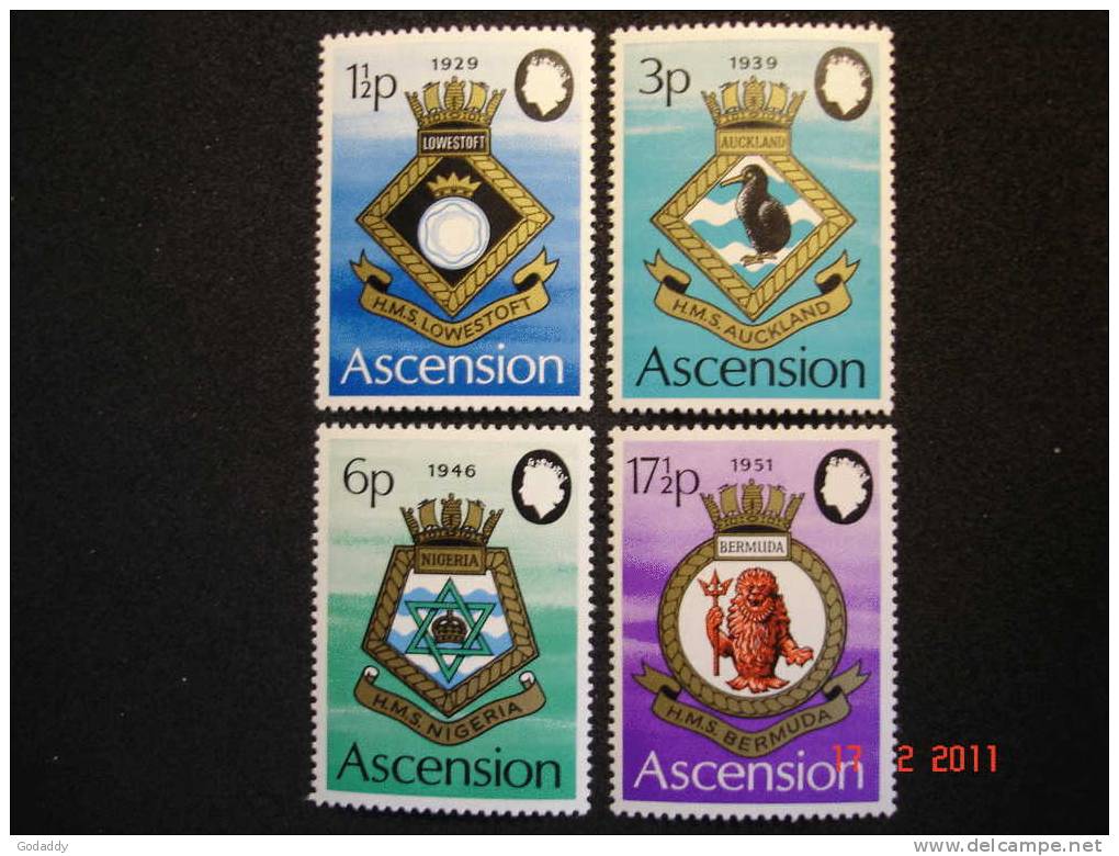 Ascension 1972 Elizabeth II  RN Crests 4 Value Set  SG 154-157   MNH - Ascensión