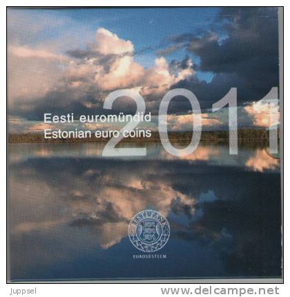 Offizieller KMS Satz Der Estnischen Bank 2011 Im Folder - Estonie