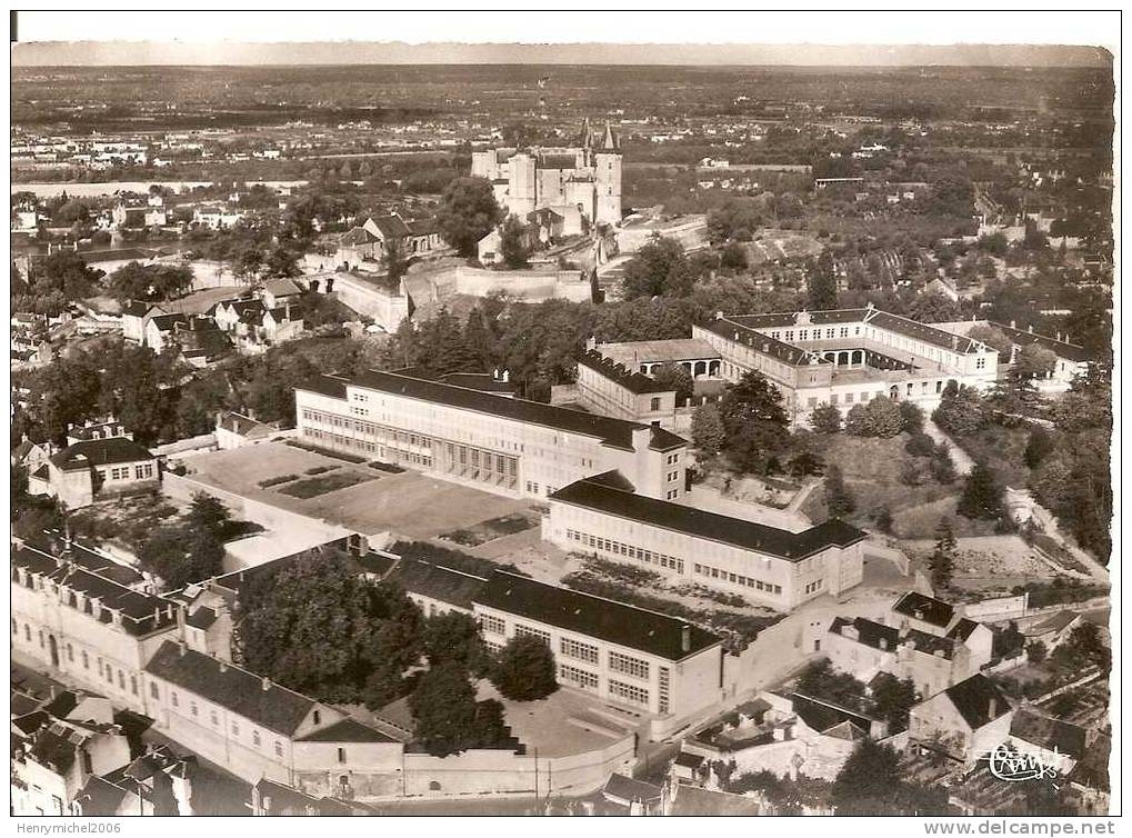 Maine Et Loire , Saumur ,vue Aérienne Du Lycée Et Le Chateau , Ed Phot Cim - Saumur